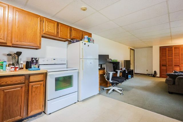 31-33 Leicester Street 2, Oxford, MA 01537