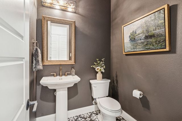 2816 Maryport Court, The Colony, TX 75056