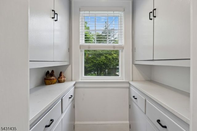 284 Winthrop Ter, South Orange Village Twp., NJ 07079