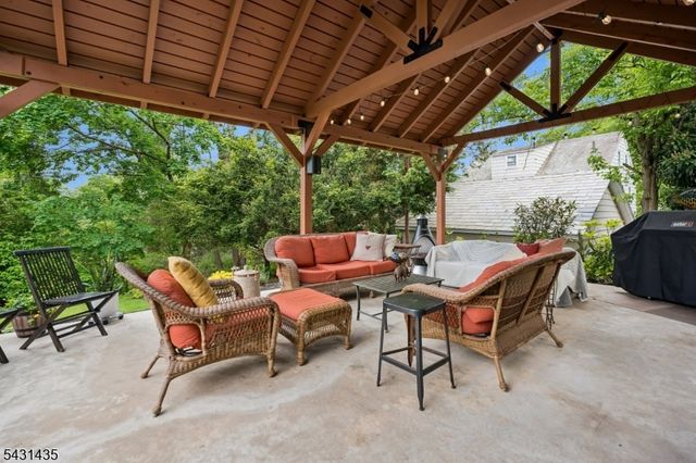 284 Winthrop Ter, South Orange Village Twp., NJ 07079