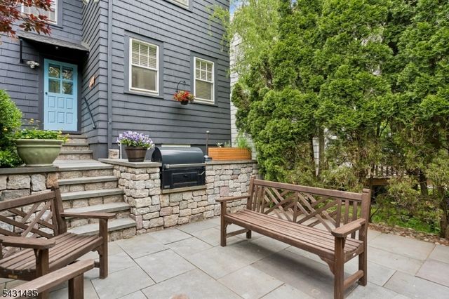 284 Winthrop Ter, South Orange Village Twp., NJ 07079