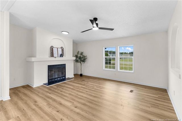 4133 Frontier Avenue, Fayetteville, NC 28312