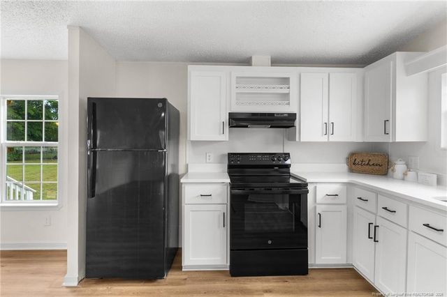4133 Frontier Avenue, Fayetteville, NC 28312