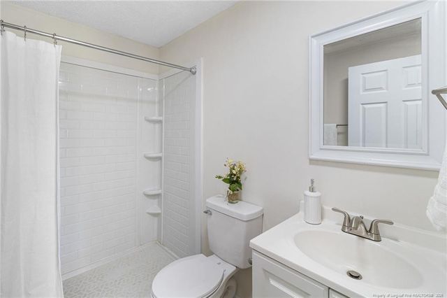 4133 Frontier Avenue, Fayetteville, NC 28312