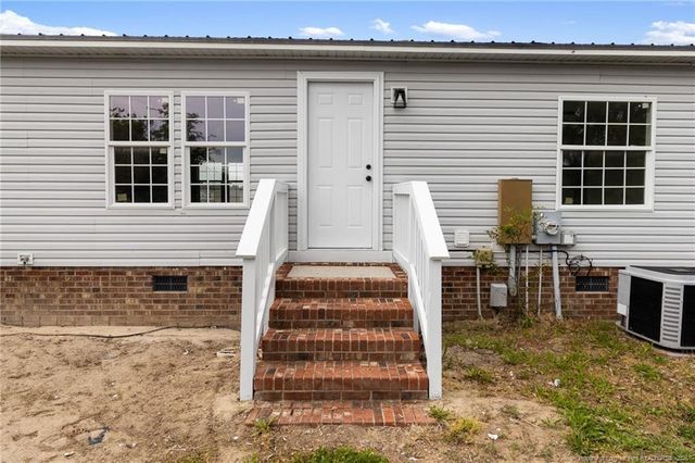 4133 Frontier Avenue, Fayetteville, NC 28312