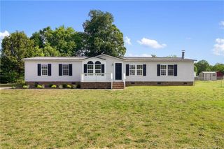 4133 Frontier Avenue, Fayetteville, NC 28312