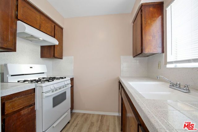 14108 Doty Avenue 38, Hawthorne, CA 90250