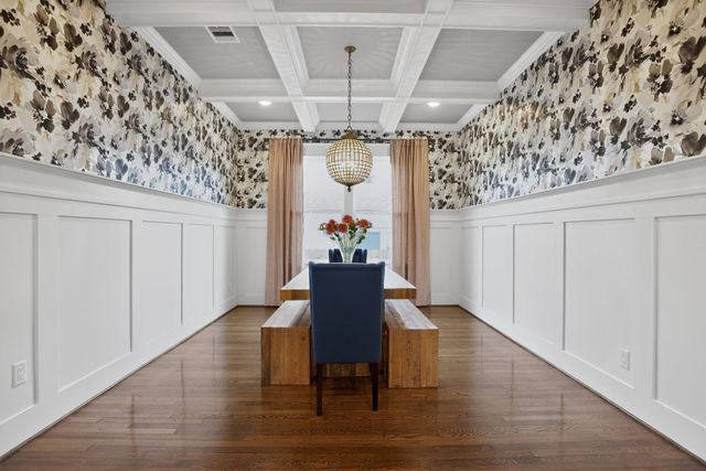 1111 Ashland Street, Houston, TX 77008