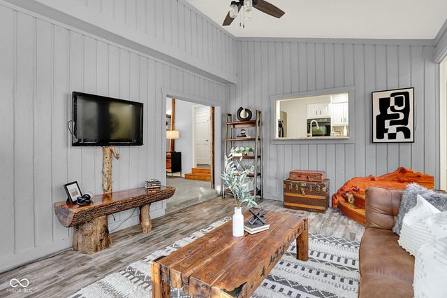 118 White Horse Lane, Fishers, IN 46038