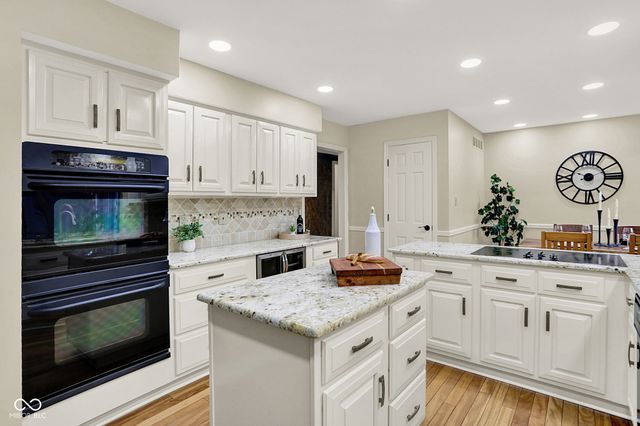 118 White Horse Lane, Fishers, IN 46038