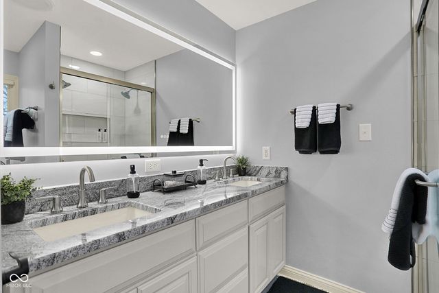 118 White Horse Lane, Fishers, IN 46038