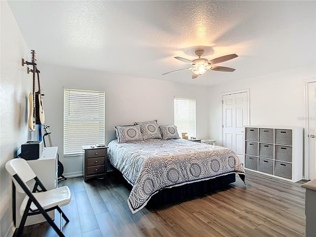 1658 BLUE LAKE CIRCLE, Punta Gorda, FL 33983