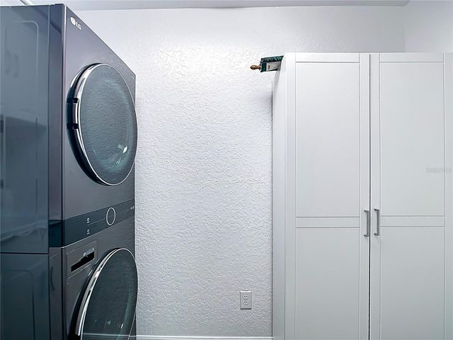 1658 BLUE LAKE CIRCLE, Punta Gorda, FL 33983