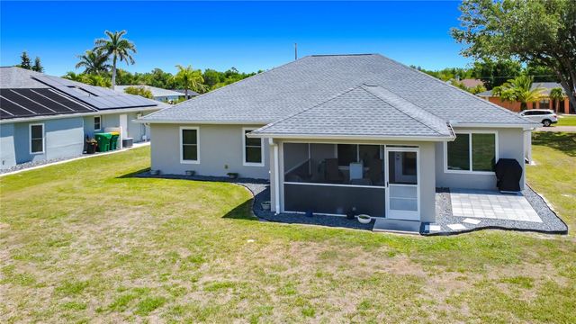 1658 BLUE LAKE CIRCLE, Punta Gorda, FL 33983