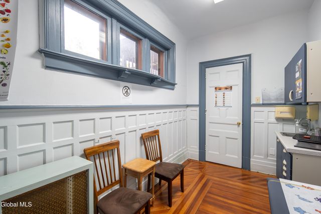 701 Union Street, Schenectady, NY 12305