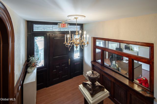 701 Union Street, Schenectady, NY 12305