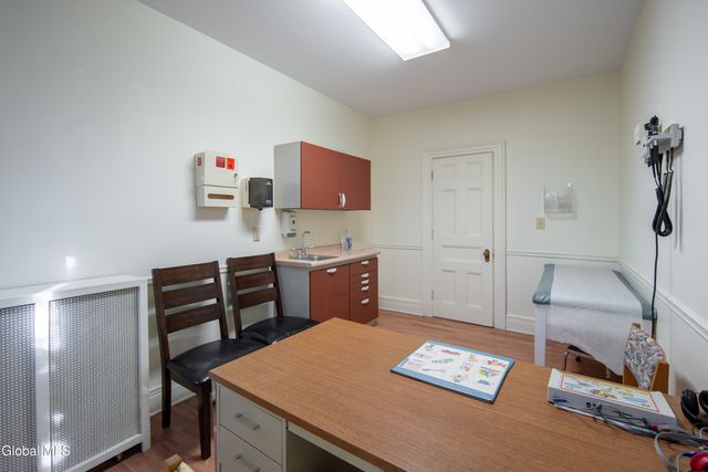 701 Union Street, Schenectady, NY 12305