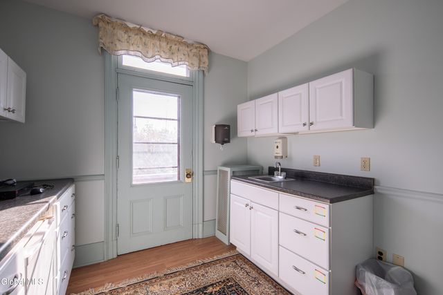 701 Union Street, Schenectady, NY 12305