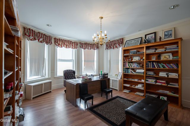 701 Union Street, Schenectady, NY 12305