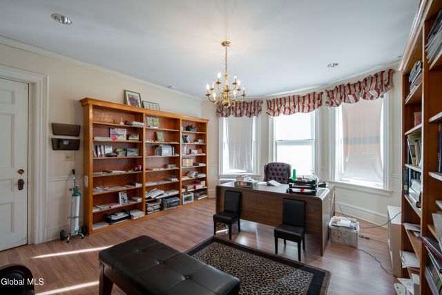 701 Union Street, Schenectady, NY 12305