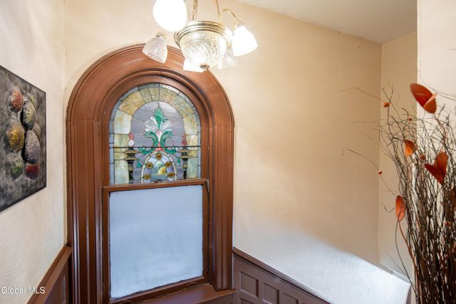 701 Union Street, Schenectady, NY 12305