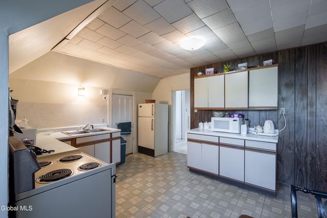 701 Union Street, Schenectady, NY 12305