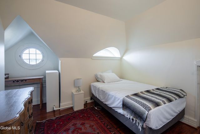 701 Union Street, Schenectady, NY 12305