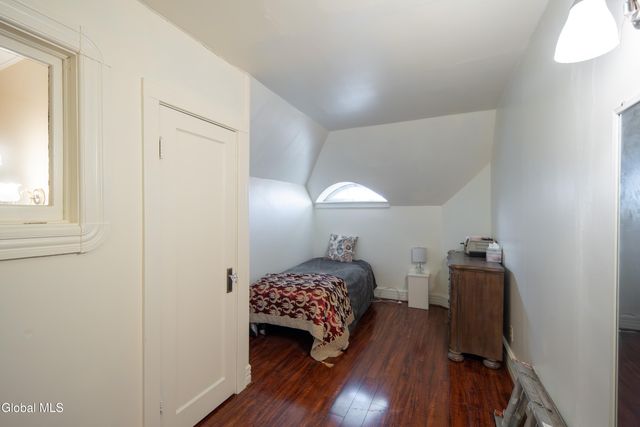 701 Union Street, Schenectady, NY 12305