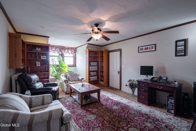 701 Union Street, Schenectady, NY 12305