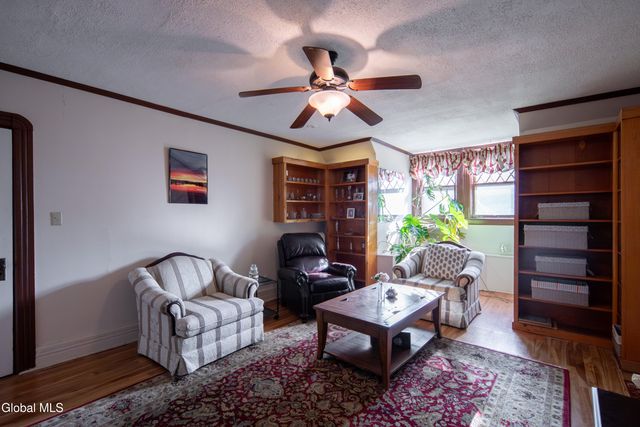 701 Union Street, Schenectady, NY 12305