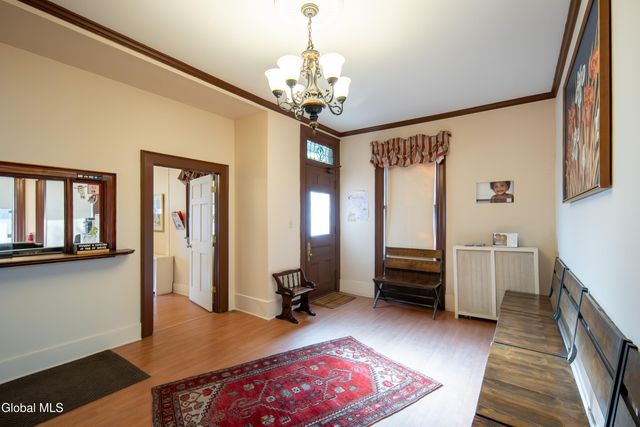 701 Union Street, Schenectady, NY 12305