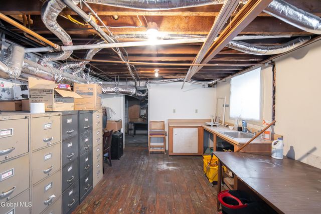 701 Union Street, Schenectady, NY 12305