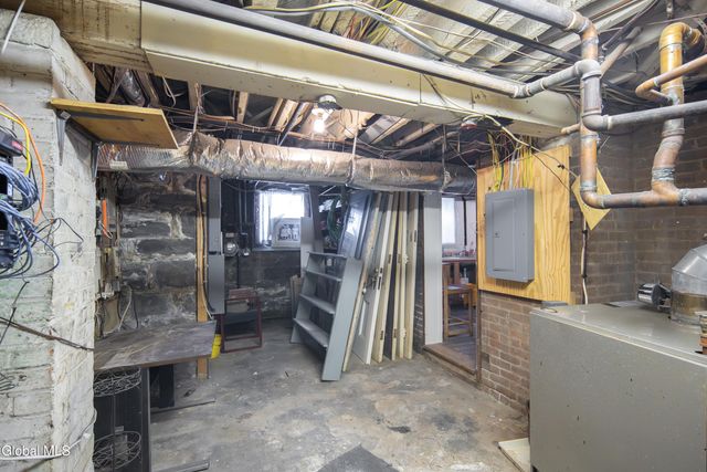 701 Union Street, Schenectady, NY 12305