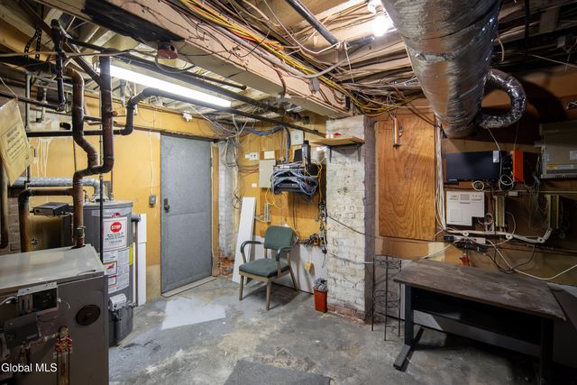 701 Union Street, Schenectady, NY 12305