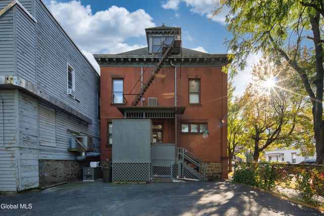 701 Union Street, Schenectady, NY 12305