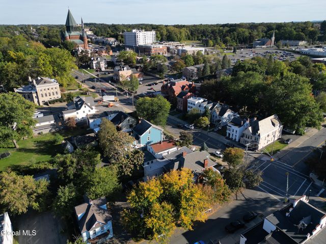 701 Union Street, Schenectady, NY 12305