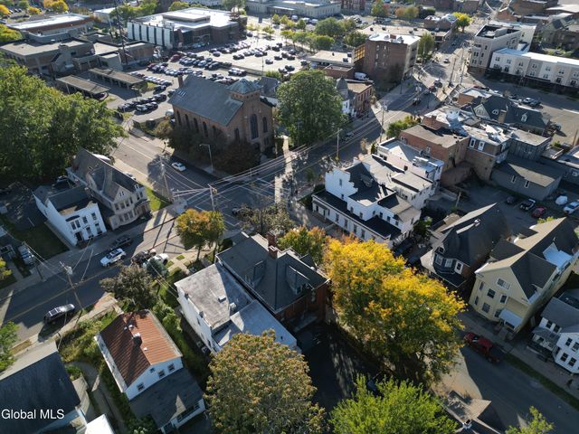 701 Union Street, Schenectady, NY 12305