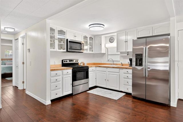 7 COCOS PLUMOSA DRIVE A, Eustis, FL 32726