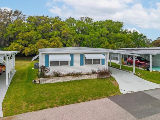 7 COCOS PLUMOSA DRIVE A, Eustis, FL 32726