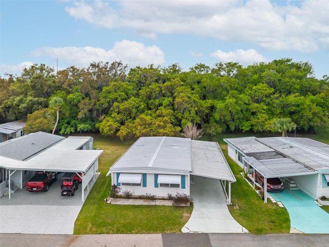 7 COCOS PLUMOSA DRIVE A, Eustis, FL 32726
