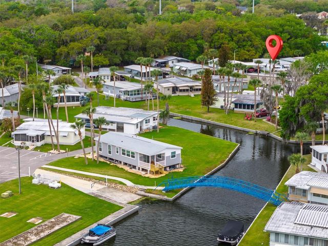 7 COCOS PLUMOSA DRIVE A, Eustis, FL 32726