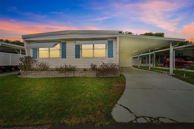 7 COCOS PLUMOSA DRIVE A, Eustis, FL 32726