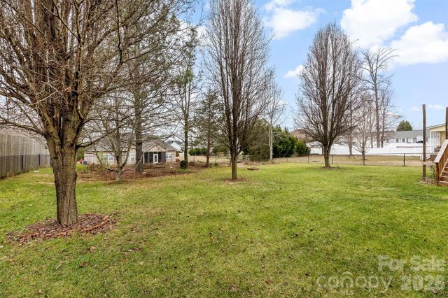 4325 Donnell Drive, Gastonia, NC 28056