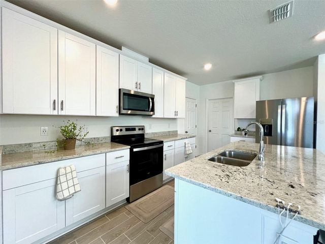 1462 SEA GLASS ROAD, Haines City, FL 33844