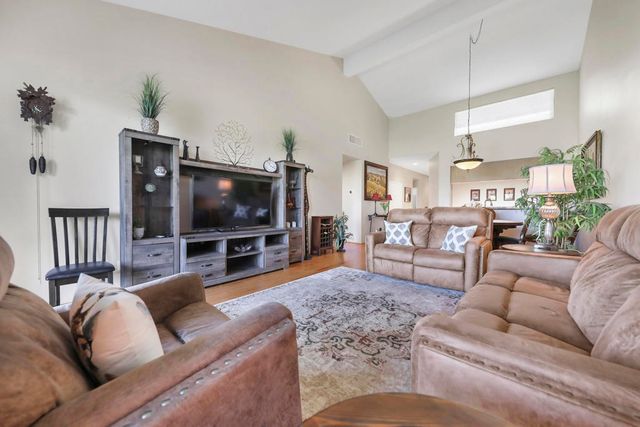 38863 Lobelia Circle, Palm Desert, CA 92211