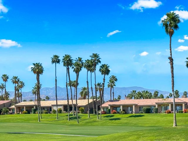 38863 Lobelia Circle, Palm Desert, CA 92211