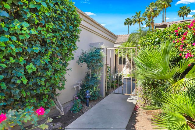 38863 Lobelia Circle, Palm Desert, CA 92211