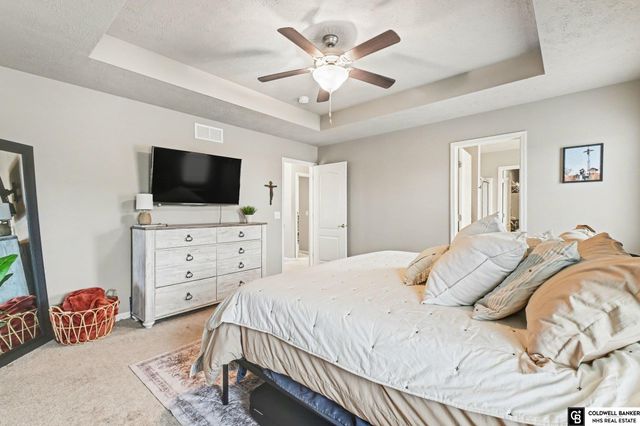 19887 K Street, Omaha, NE 68135