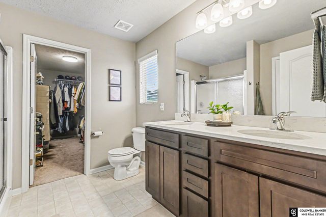 19887 K Street, Omaha, NE 68135