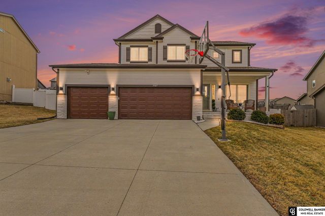 19887 K Street, Omaha, NE 68135